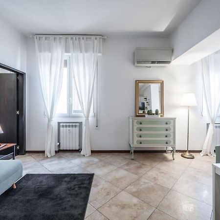Apartamento Sotto Le Due Torri 5* Bolonia Exterior foto