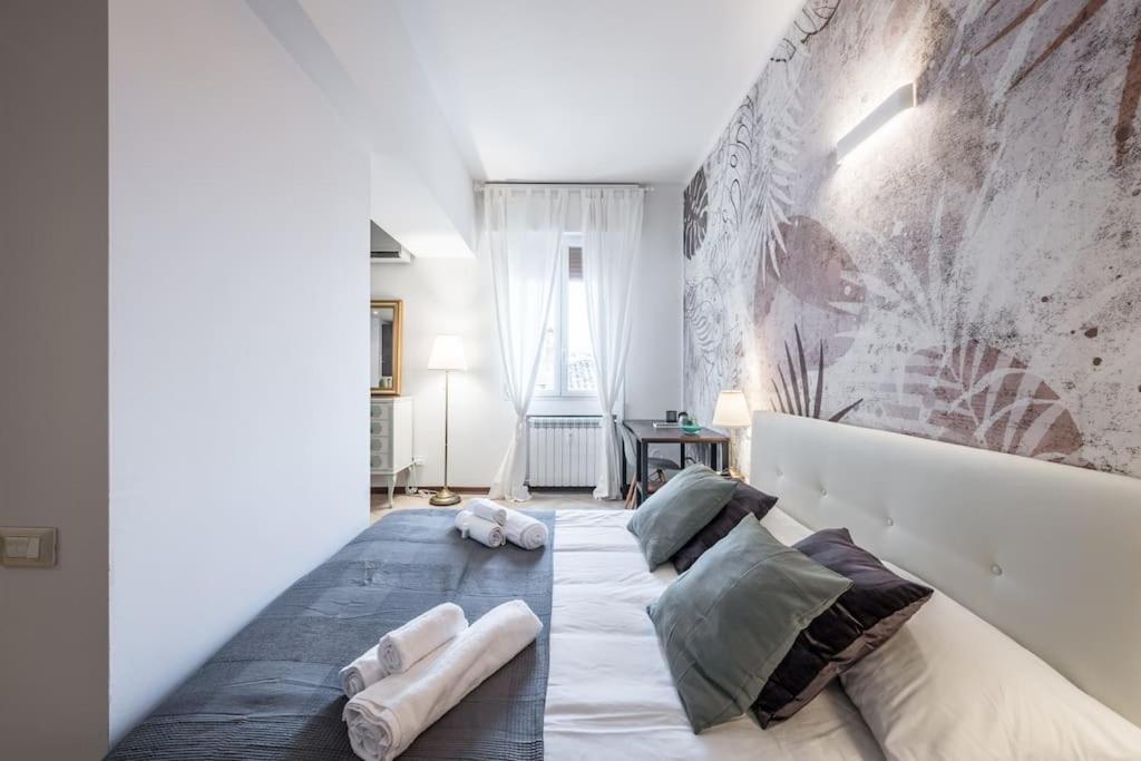 Apartamento Sotto Le Due Torri 5* Bolonia Exterior foto
