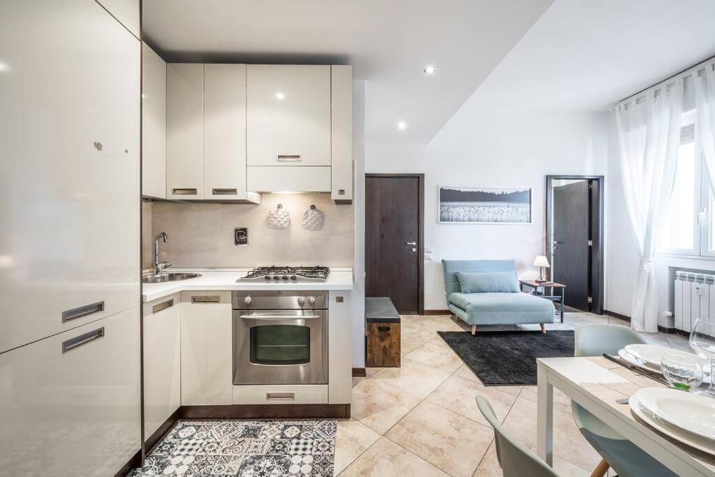 Apartamento Sotto Le Due Torri 5* Bolonia Exterior foto