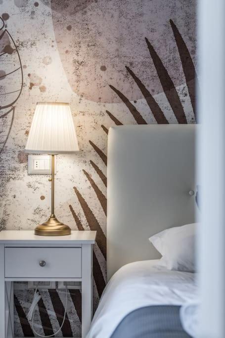 Apartamento Sotto Le Due Torri 5* Bolonia Exterior foto