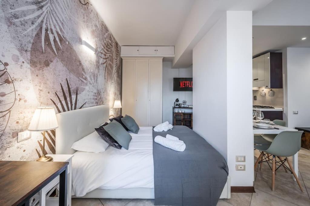 Apartamento Sotto Le Due Torri 5* Bolonia Exterior foto